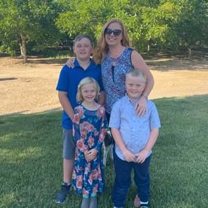 Meet your Posher, Leanne